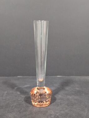 VGT,Bud Vase with A Controlled Bubble Glass Base In A Peach Color.